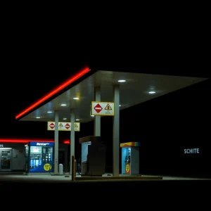 Residents on Alert After Gas Station Robbery in Wixom